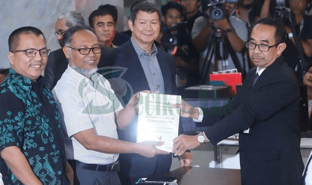 penyebab ditolaknya gugatan prabowo sandi oleh mk