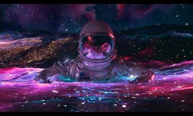 Download Floating in Space 4K Gratis