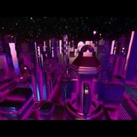 Download Live Wallpaper Mesmerizing Retro City 4K Screensaver with Retro music